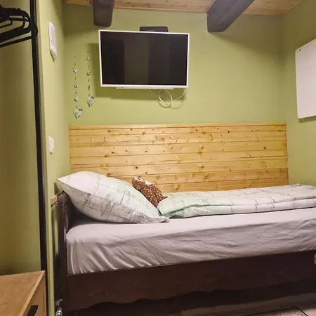 公寓 Bagolyvar Vendeghaz *