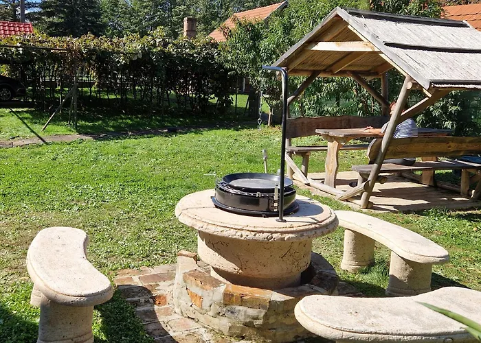 Bagolyvár Apartamento Magyarszombatfa